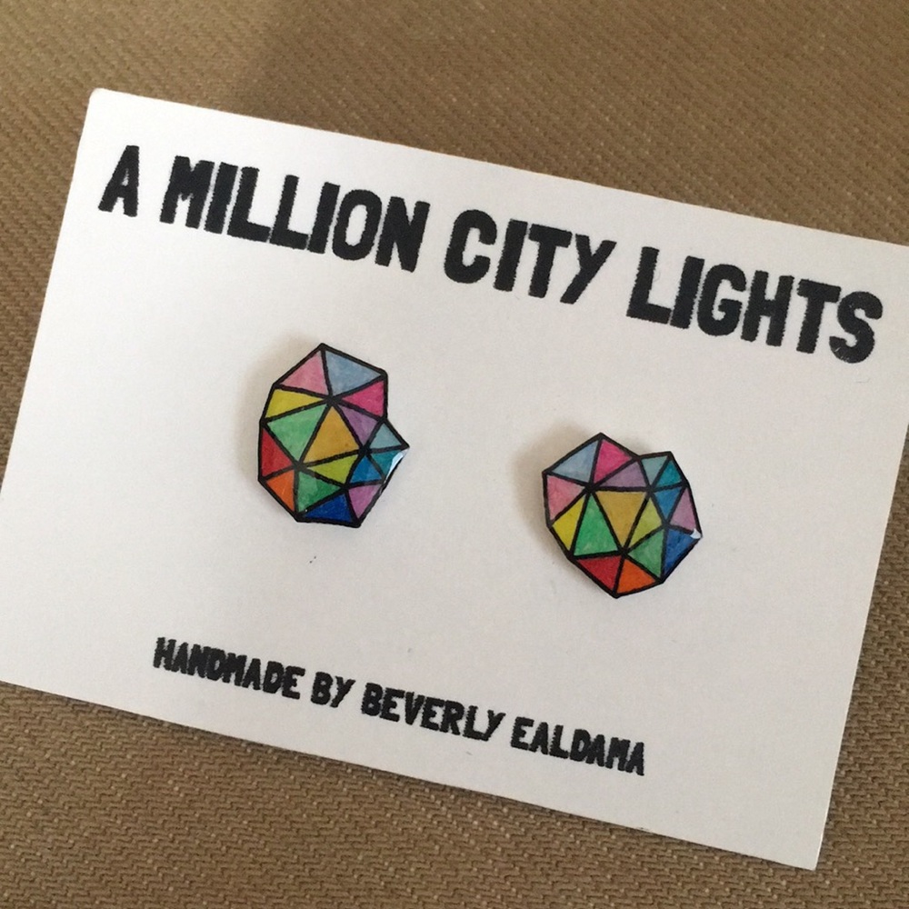 SoCal colorful geometric stud earrings - Picture 2 of 3